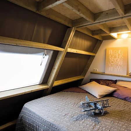 Mobile Homes Camping Santa Marina, Lanterna Tar-Vabriga Exteriér fotografie The bedroom