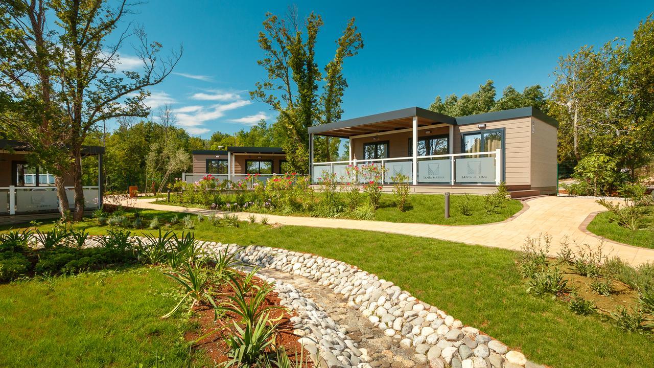 Mobile Homes Camping Santa Marina, Lanterna Tar-Vabriga Exteriér fotografie Campsite in France