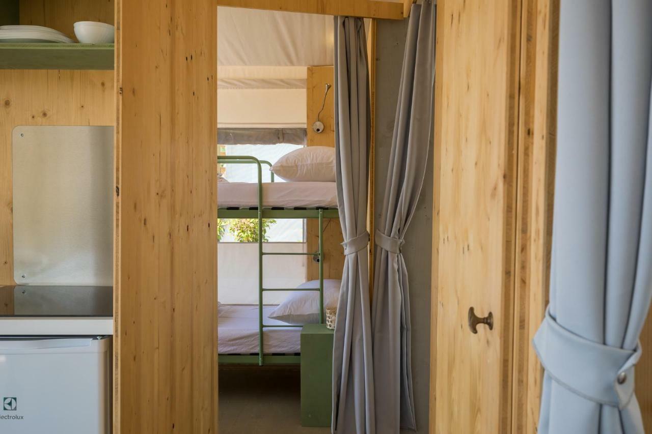 Mobile Homes Camping Santa Marina, Lanterna Tar-Vabriga Exteriér fotografie Interior of a mobile home